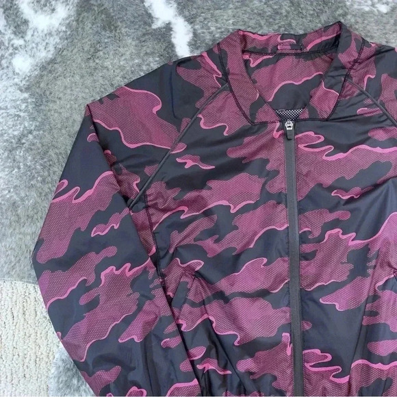 Ivy Park Camo Windbreaker Jacket - Picture 2 of 13